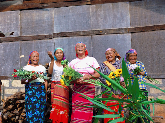 Mujeres chinas en la finca Yirong estate 