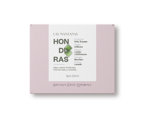 Cájar Rosa de café de kima coffee,
Café de Honduras, finca las manzanas producido por Dely Suyapa en la región de Intibuca, cultivado entre 1600 y 1800 metros sobre el nivel del mar, varietal bourbon, proceso lavado con notas a Higos, cereza, frambuesa, fruta de hueso y caramelo.